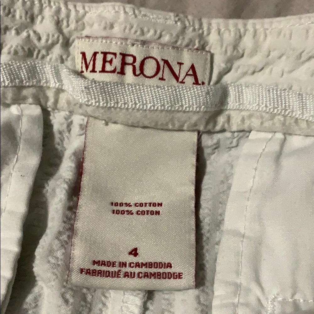 Shorts - Picture 3 of 3